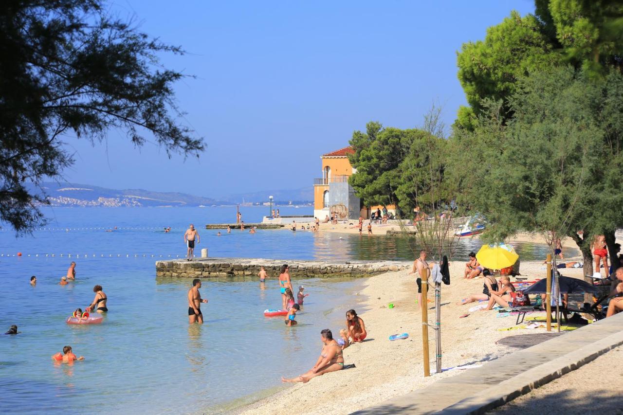 Apartments By The Sea Kastel Kambelovac, Kastela - 13349 Exterior photo